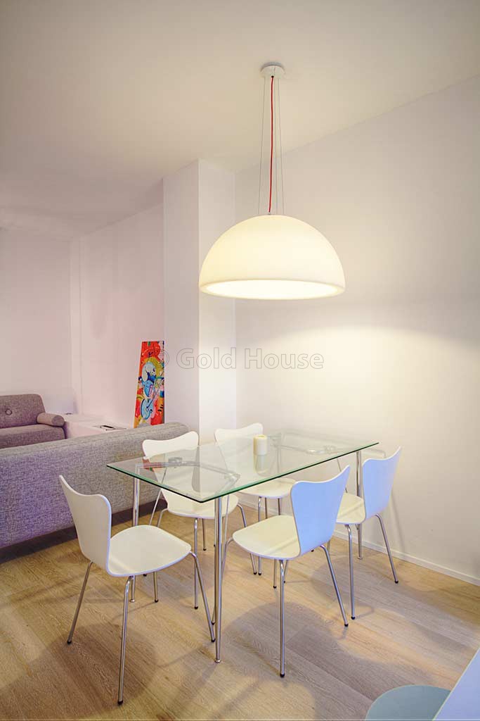 Luminoso appartamento di design vista piazza - Foto 9