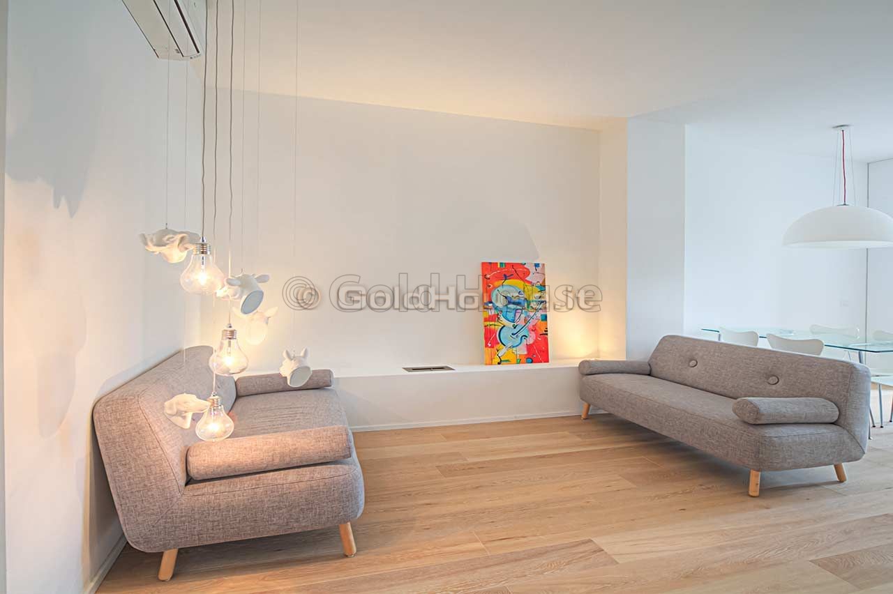 Luminoso appartamento di design vista piazza - Vendita Appartamento Milano