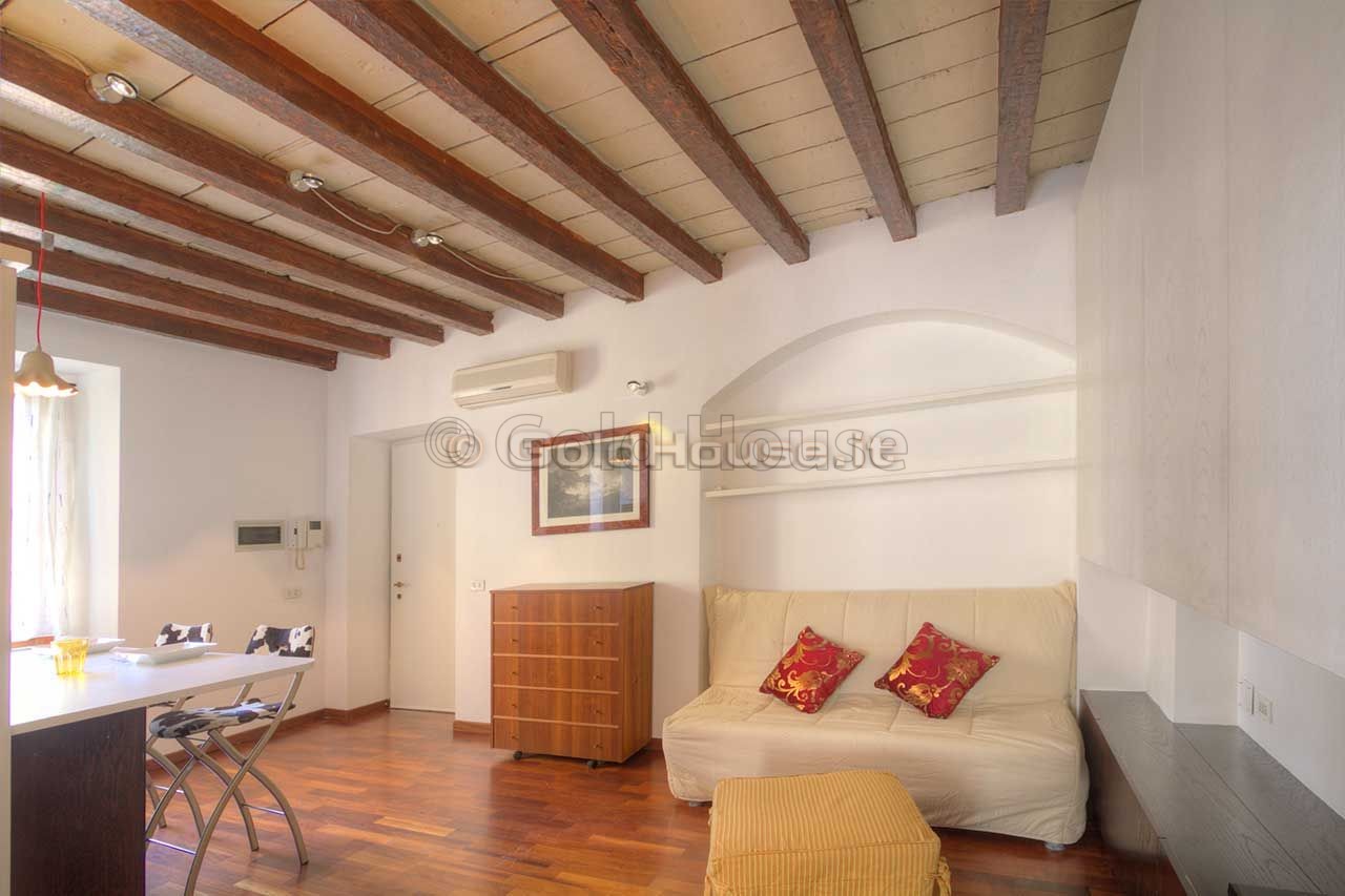 Grazioso appartamento con travi a vista all'Arco della Pace - Foto 11