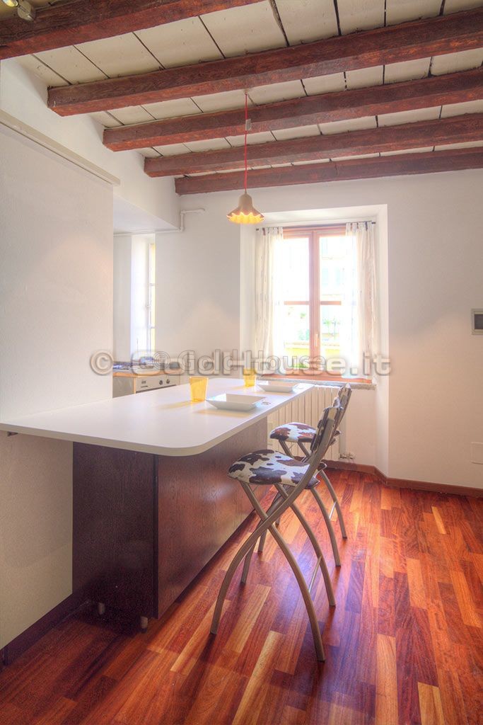Grazioso appartamento con travi a vista all'Arco della Pace - Foto 15