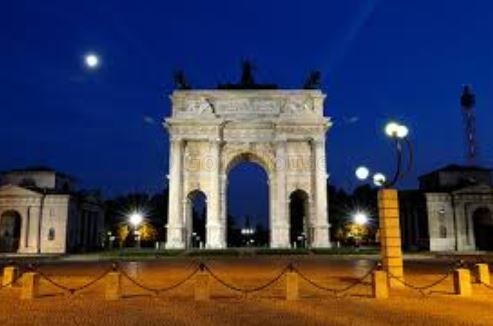 Grazioso appartamento con travi a vista all'Arco della Pace - Foto 16