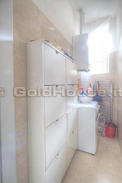 In affitto, ristutturato bilocale arredato bene in piazzale Caneva, Milano - Foto 12